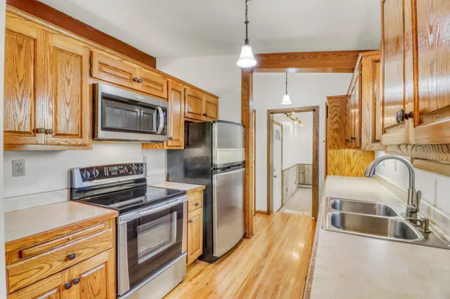 $250,000 | 530 Cedar Lane, Moorhead, MN 56560