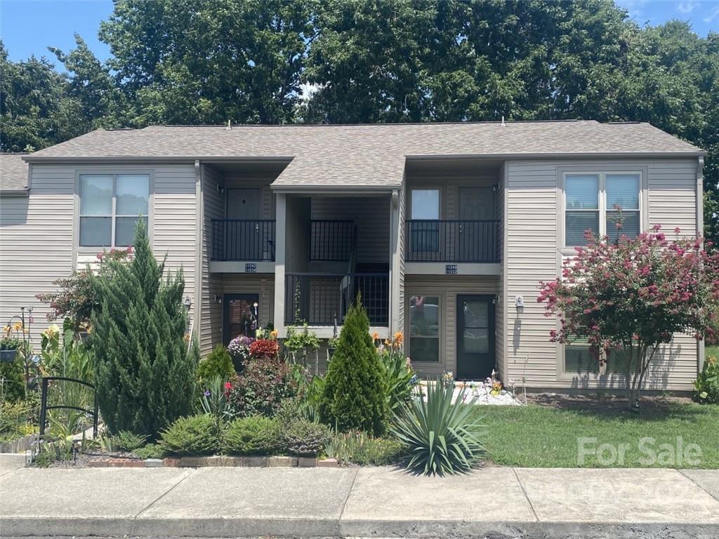 11040 Cedar View Road Charlotte, NC 28226 - Photo 1 of 21 Gallery Image 1
