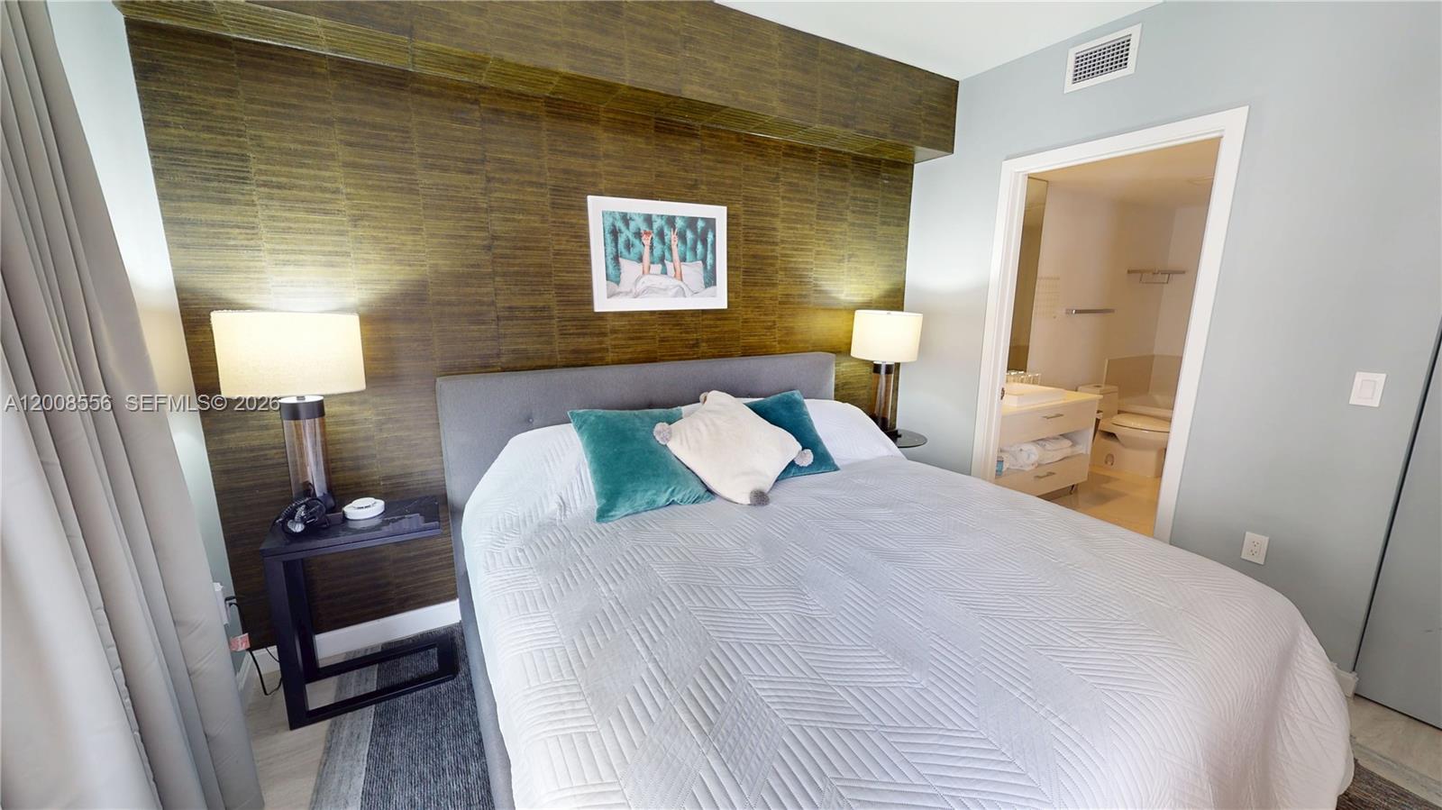 55 Southwest 9th Street, Unit 1808 Miami, FL 33130 - Photo 4 of 36
