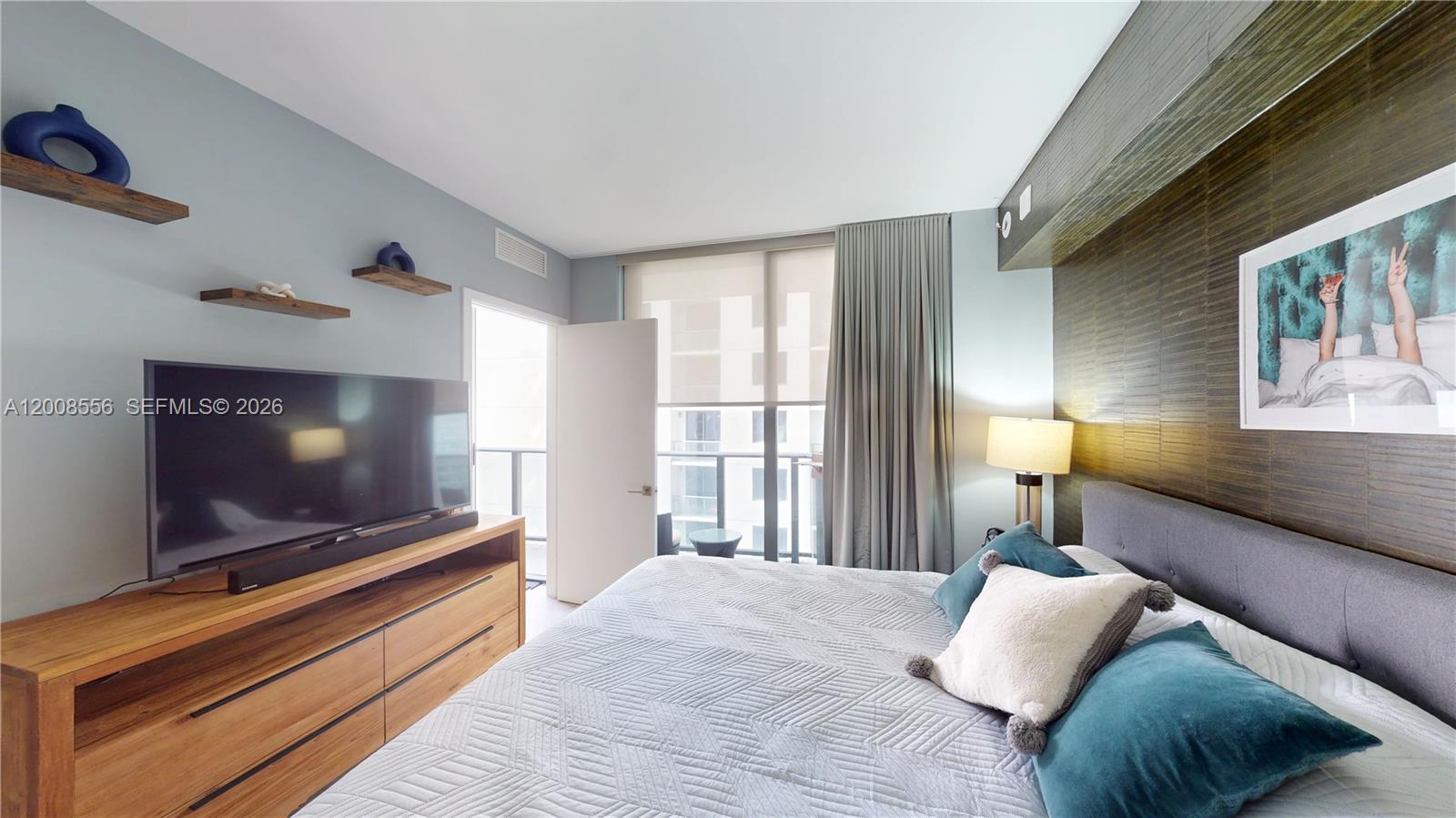 55 Southwest 9th Street, Unit 1808 Miami, FL 33130 - Photo 6 of 36