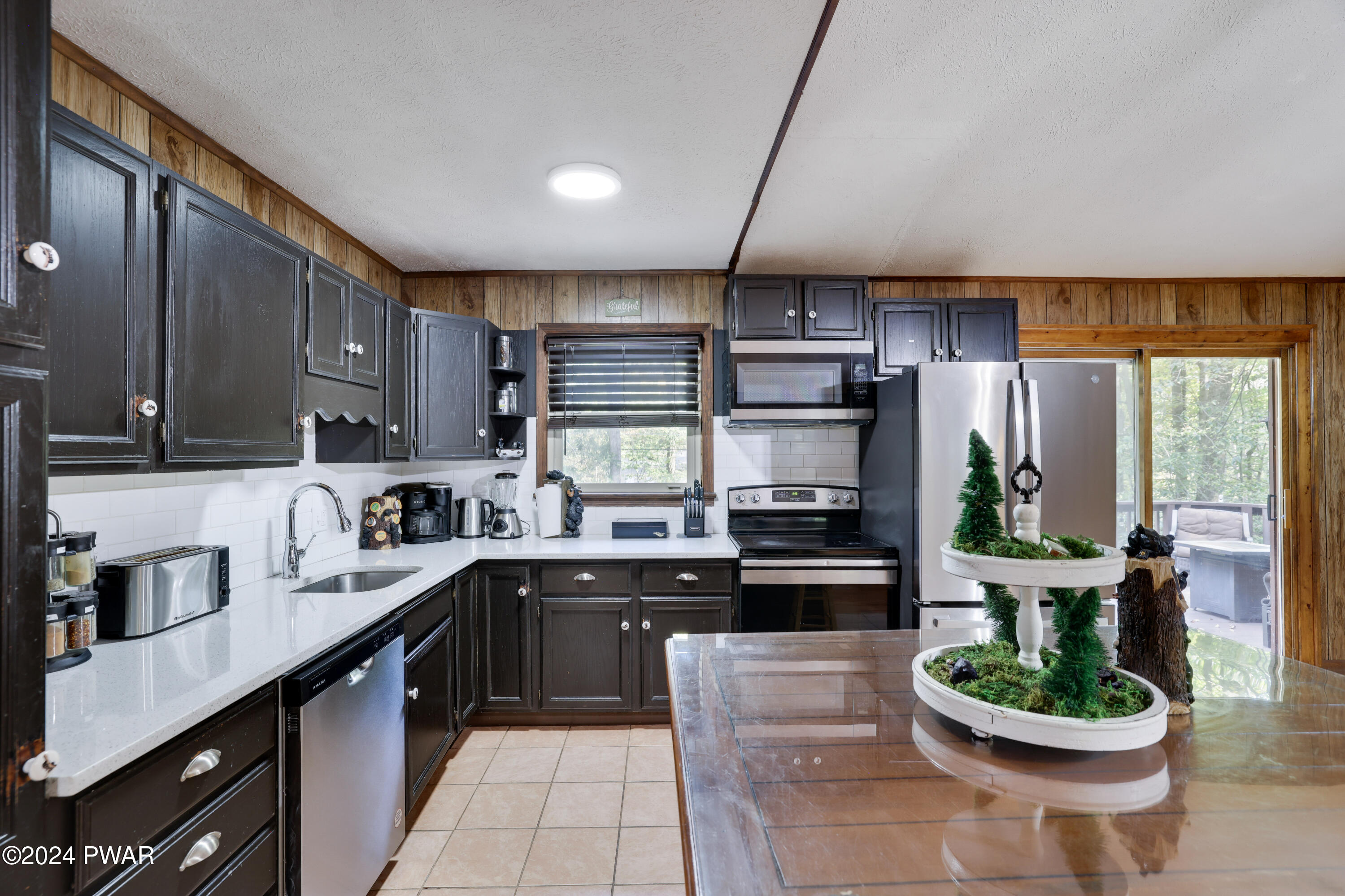 33 Sheffick Road Gouldsboro, PA 18424 - Photo 4 of 67 RBR50093