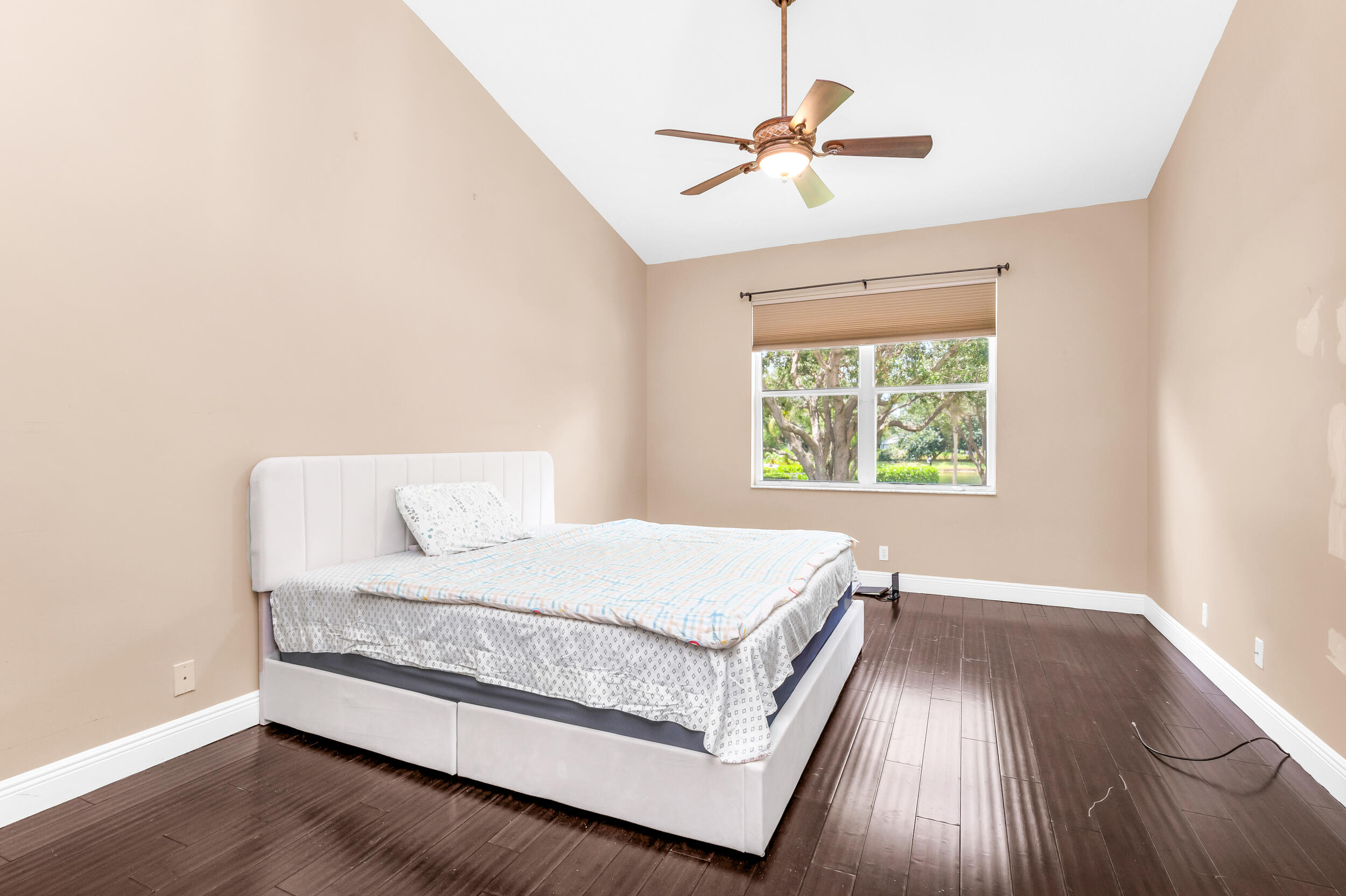 8550 Vía Romana, Unit 2 Boca Raton, FL 33496 - Photo 10 of 21 photo-8