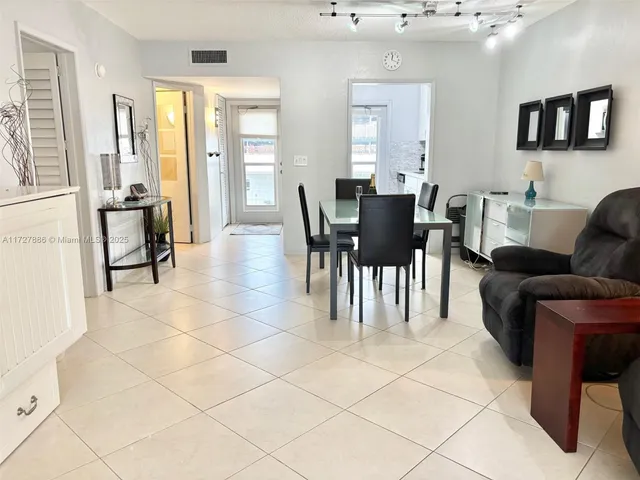 $279,900 | 2600 Diana Drive, Unit 318, Hallandale Beach, FL 33009