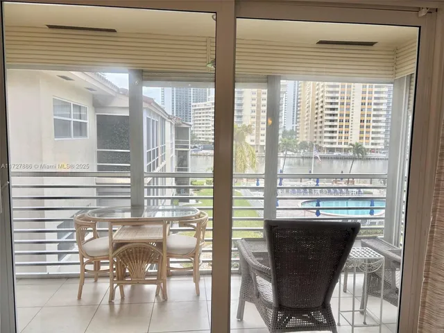 $279,900 | 2600 Diana Drive, Unit 318, Hallandale Beach, FL 33009