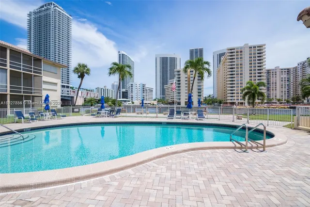 $279,900 | 2600 Diana Drive, Unit 318, Hallandale Beach, FL 33009