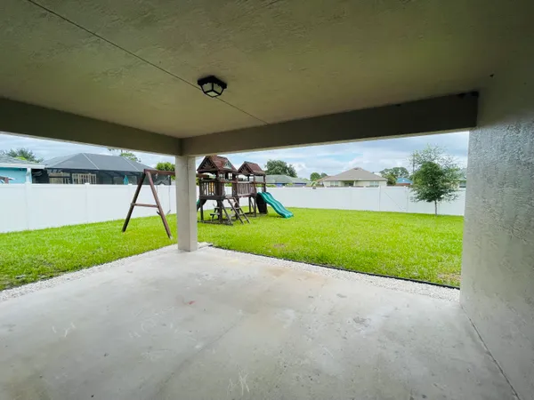 $2,700 | 3631 Southwest Kromrey Street, Port St. Lucie, FL 34953