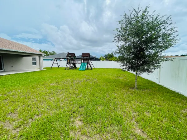 $2,700 | 3631 Southwest Kromrey Street, Port St. Lucie, FL 34953