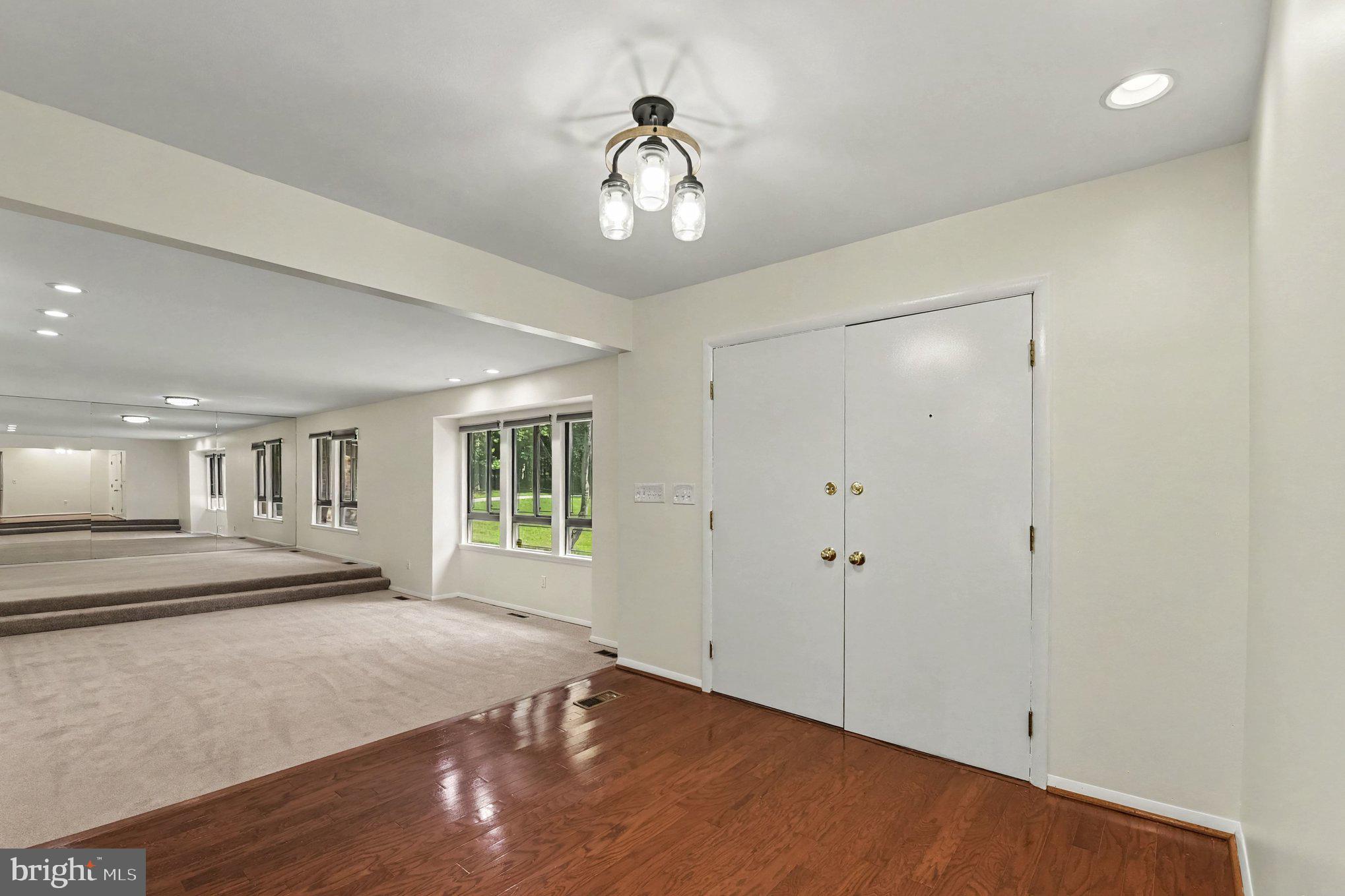 2306 Caves Road Owings Mills, MD 21117 - Photo 6 of 38 Foyer