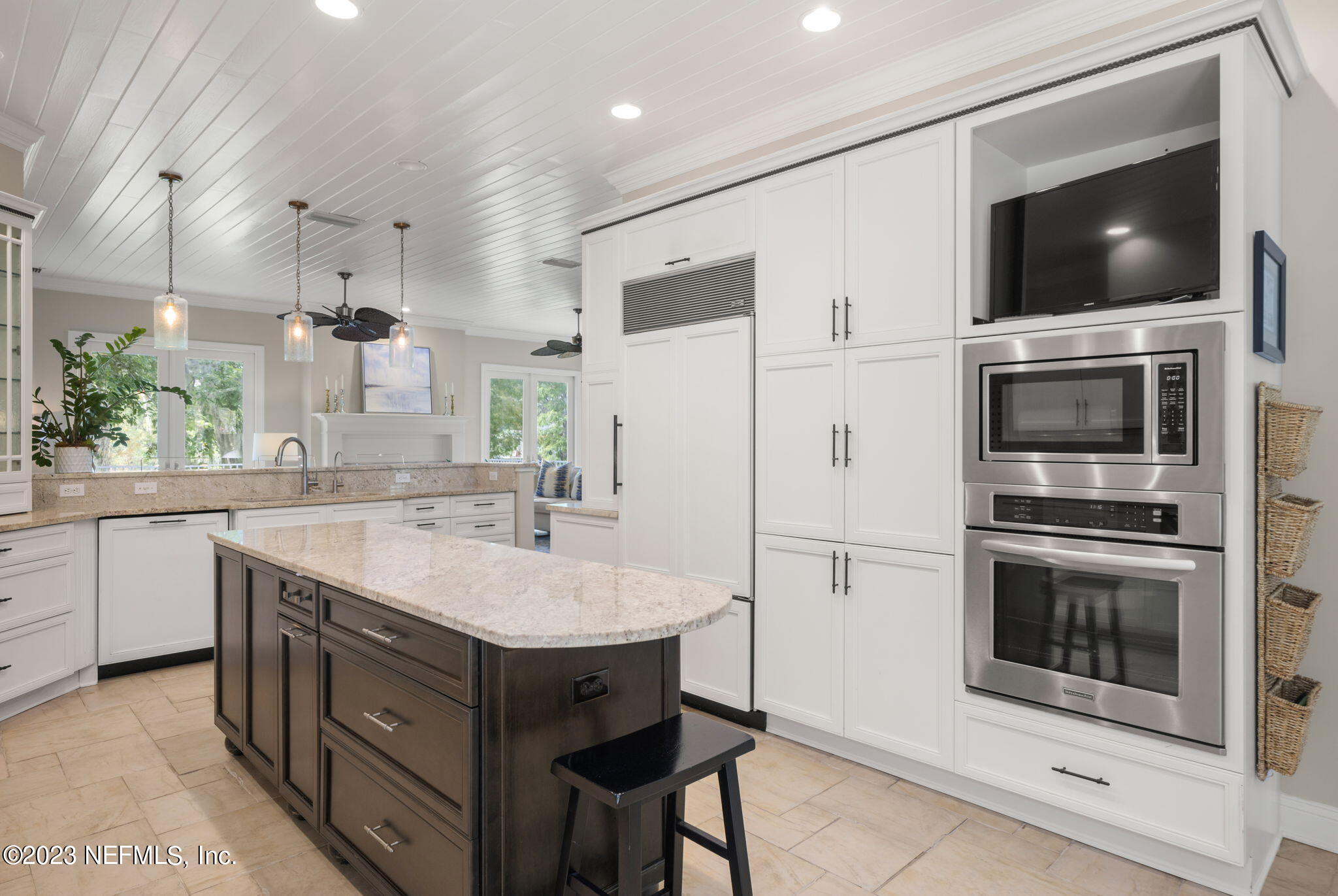 1024 River Oaks Road Jacksonville, FL 32207 - Photo 18 of 54 Kitchen