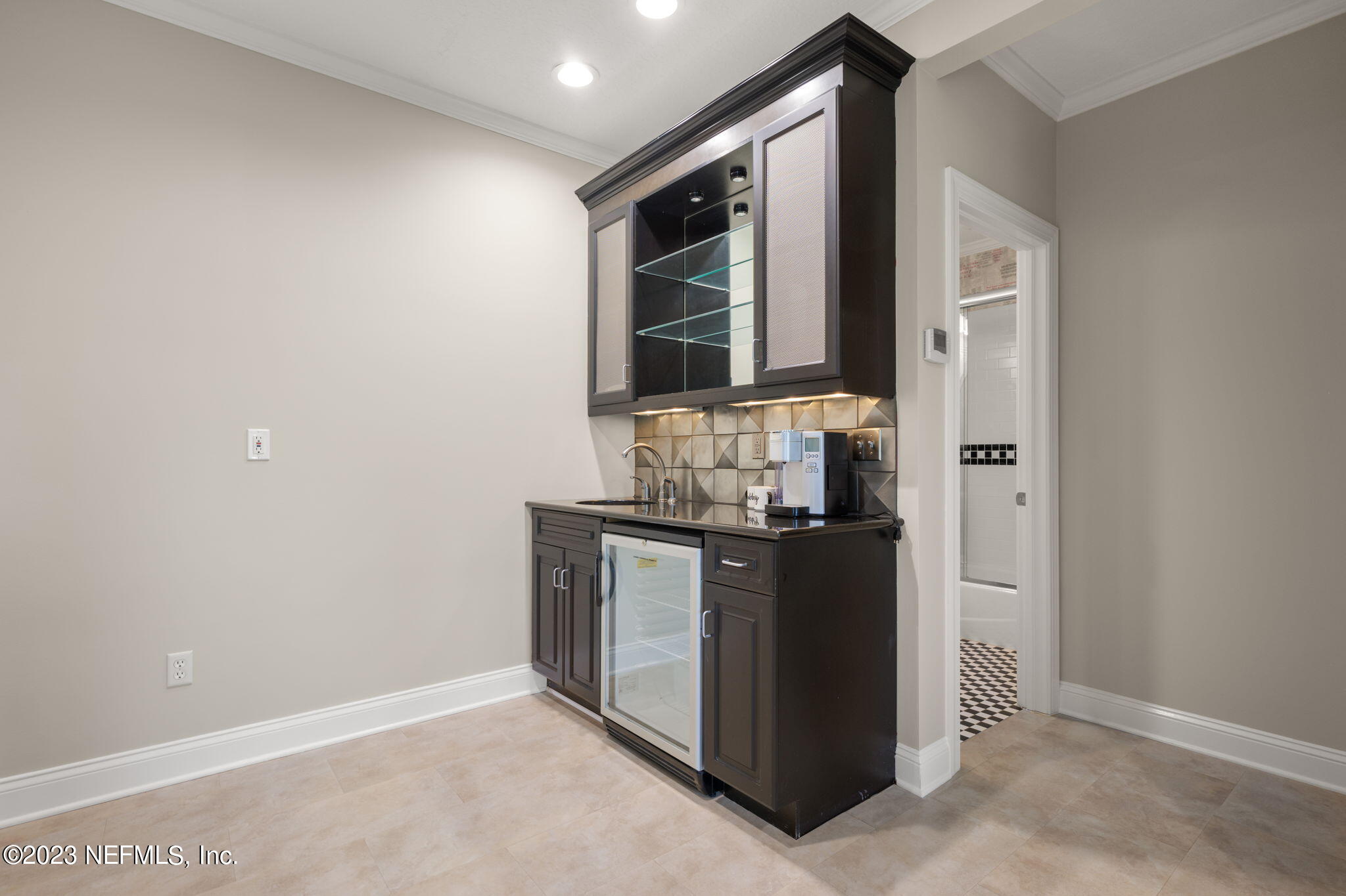 1024 River Oaks Road Jacksonville, FL 32207 - Photo 43 of 54 Wet Bar in Flex Room