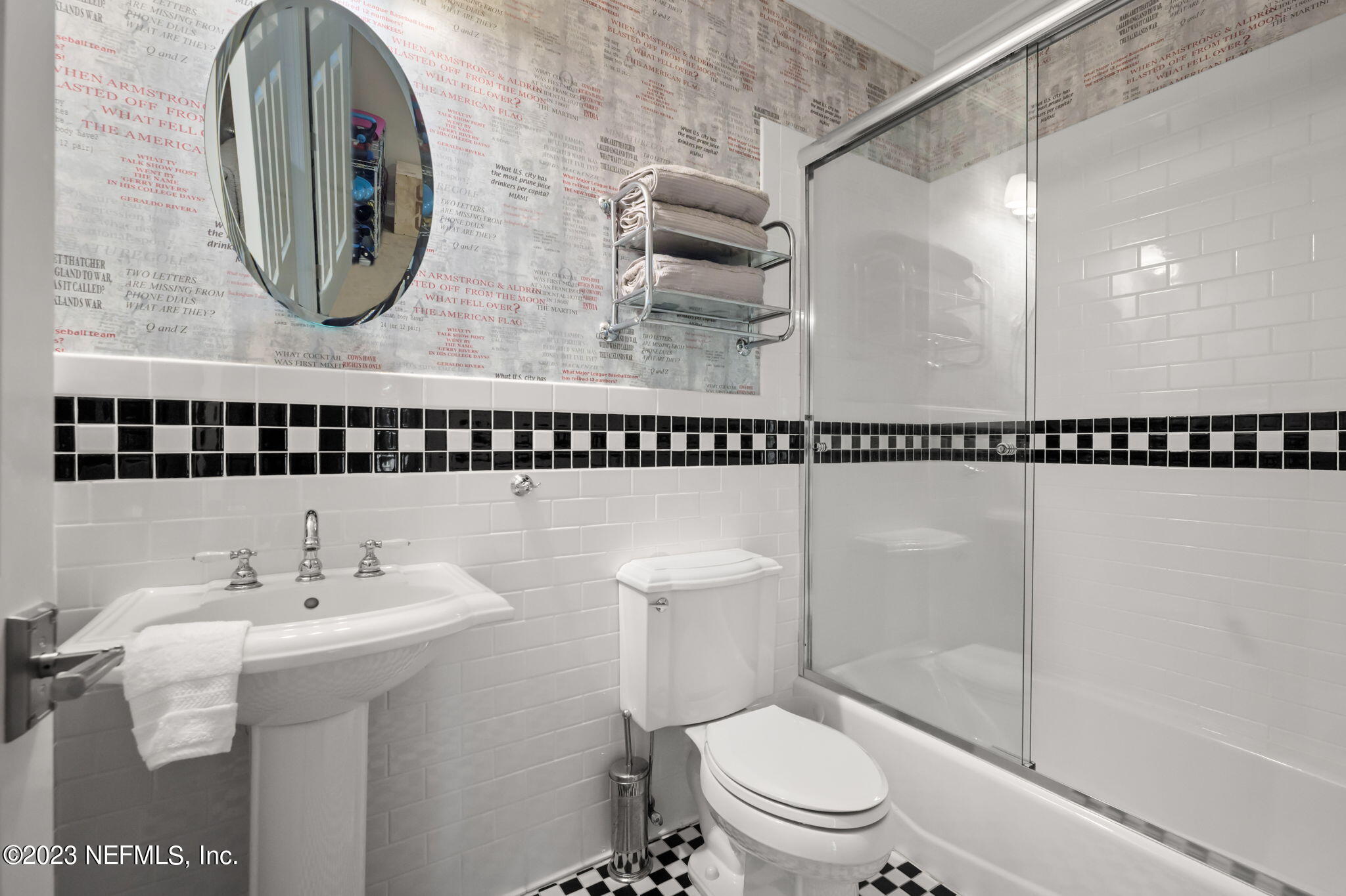 1024 River Oaks Road Jacksonville, FL 32207 - Photo 47 of 54 Full Bathroom in Flex Room