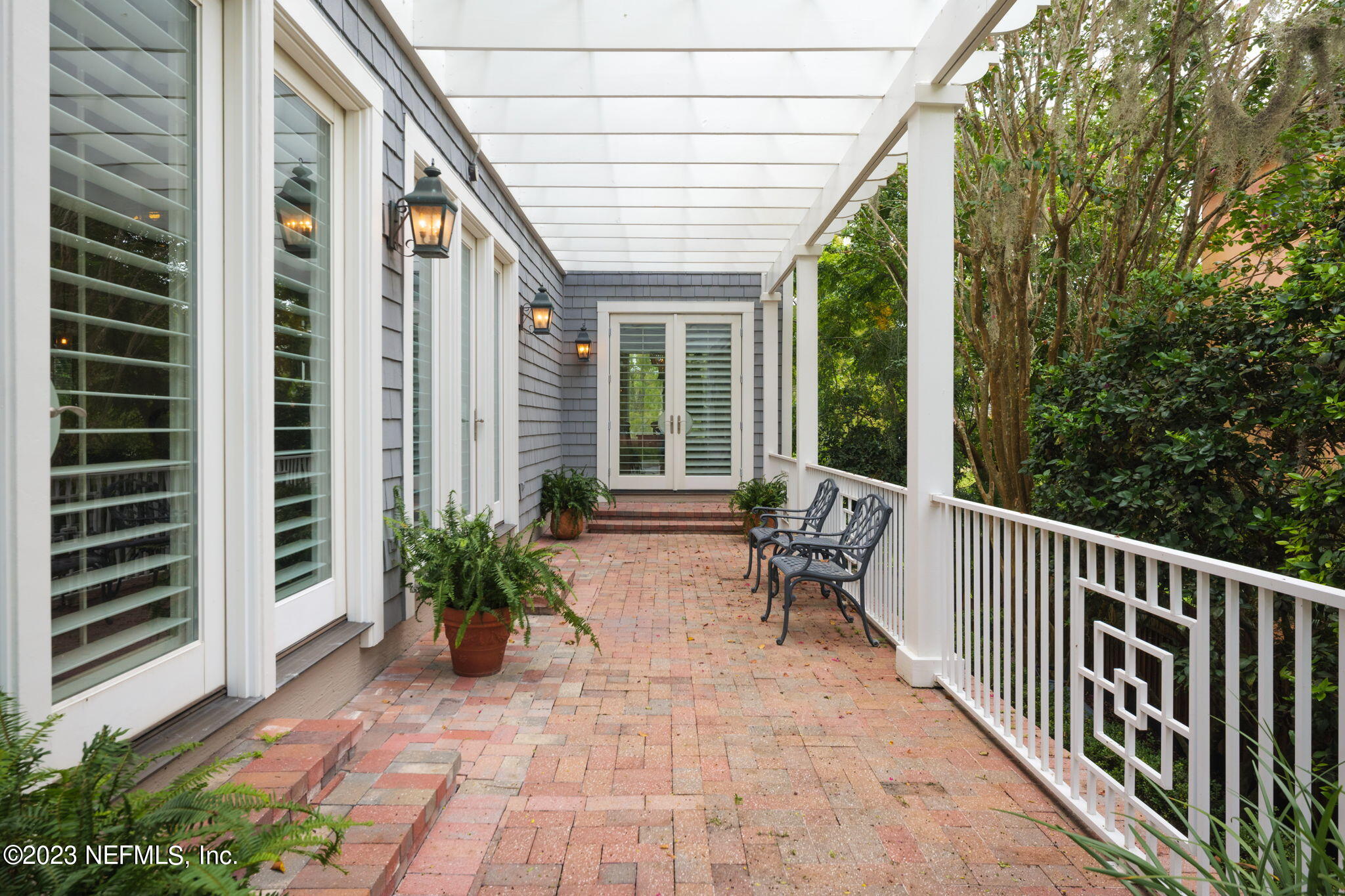 1024 River Oaks Road Jacksonville, FL 32207 - Photo 51 of 54 Side Front Porch Area