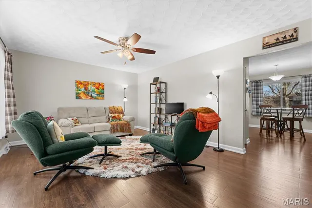 $259,000 | 4 Victor Street, Waterloo, IL 62298