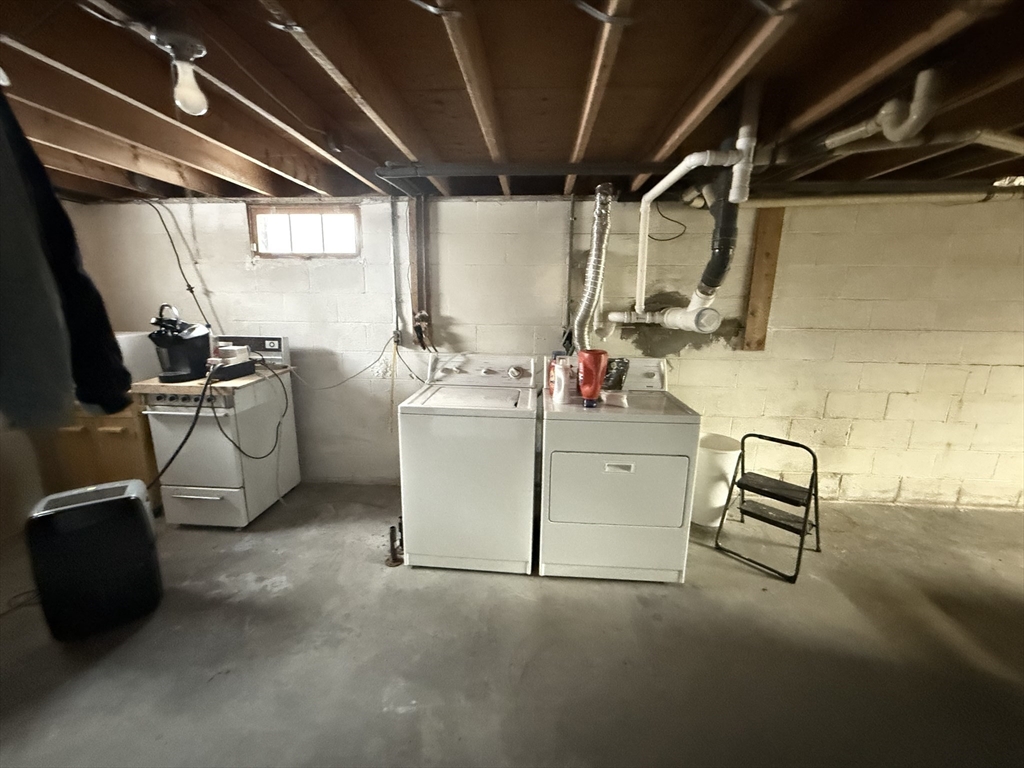 2 Blacksnake Road Salisbury, MA 01952 - Photo 30 of 31 a utility room with dryer and washer