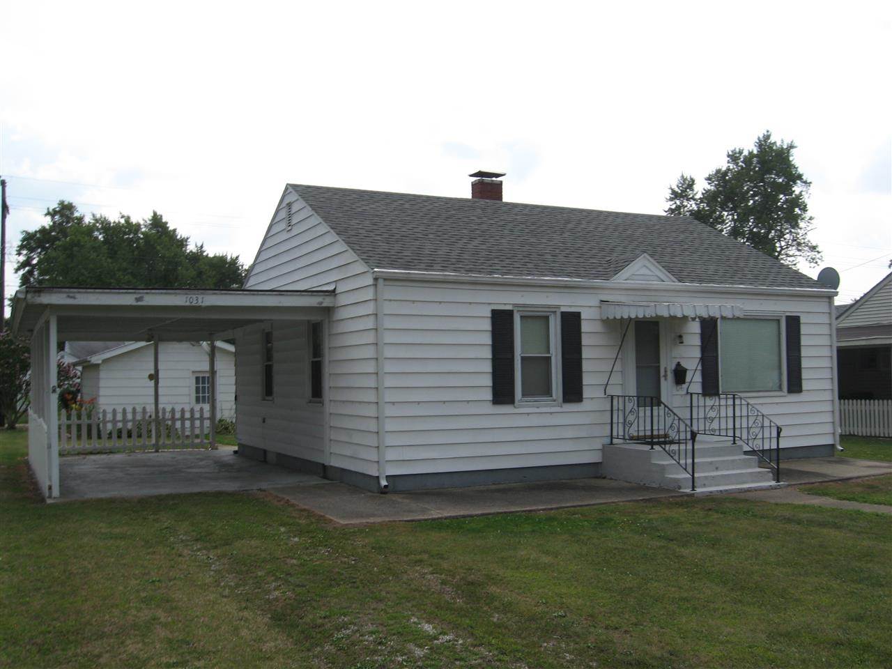 1031 East 9th Street Rochester, IN 46975 - Photo 2 of 11 Gallery Image 2
