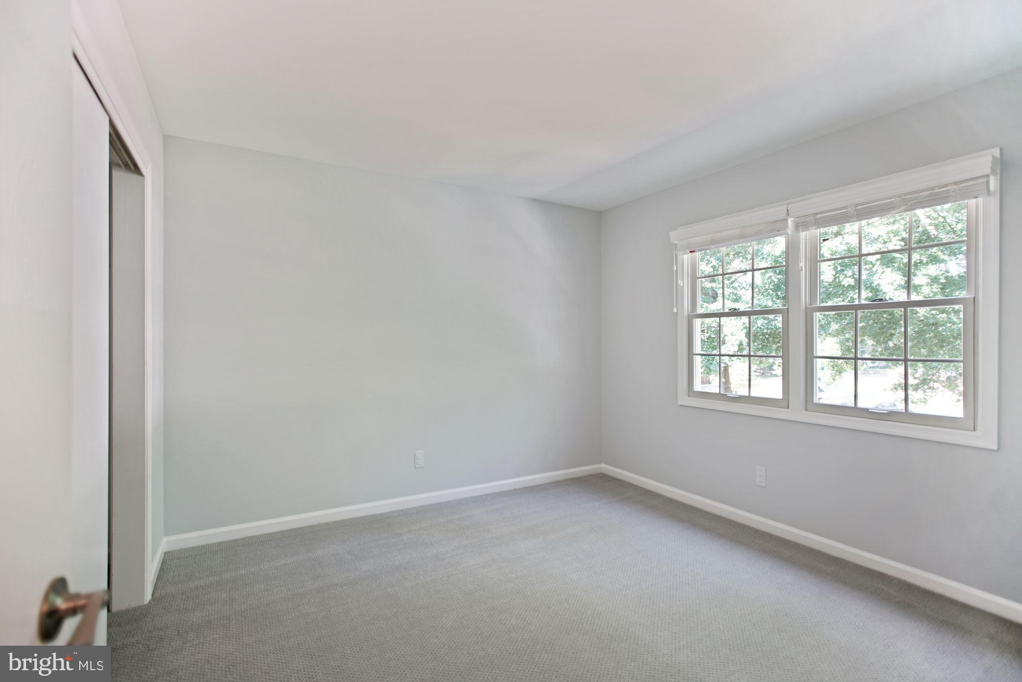 6002 Waterbury Court Springfield, VA 22152 - Photo 16 of 31 Primary Bedroom
