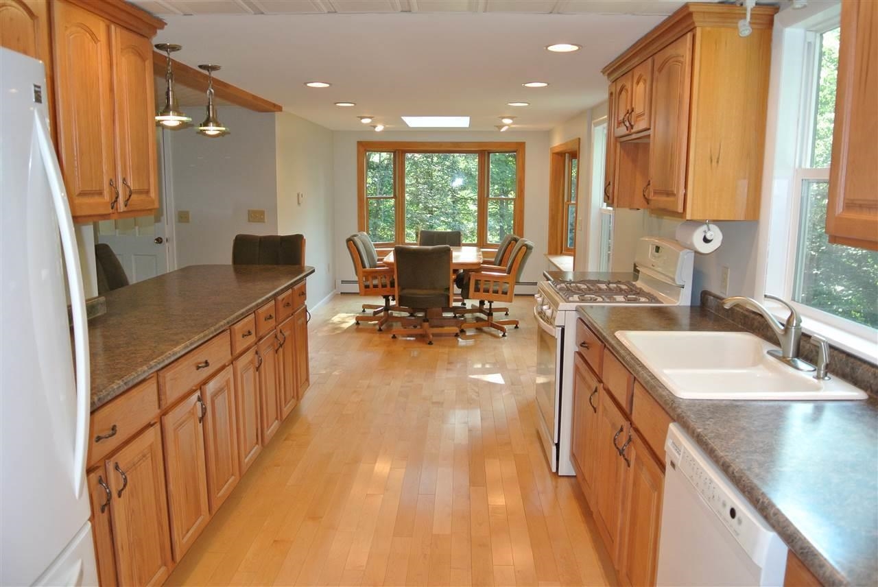 186 Carter Hill Road Concord, NH 03303 - Photo 14 of 61
