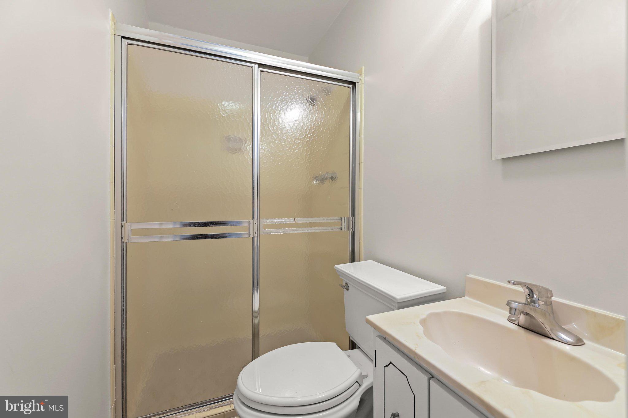 12709 Hammonton Road Silver Spring, MD 20904 - Photo 23 of 55 Full Bath