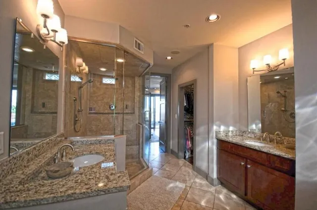 $5,800 | 320 Peters Street Southwest, Unit 10, Atlanta, GA 30313