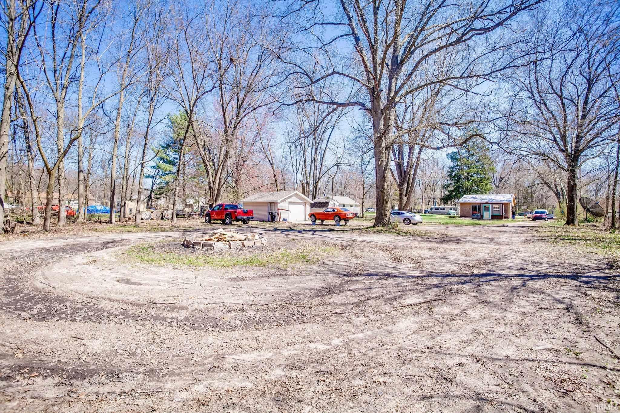 55865 Clover Road Mishawaka, IN 46545 - Photo 4 of 16 Gallery Image 4