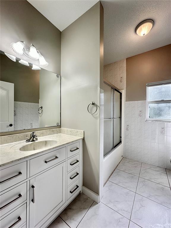 16 Westbrook Lane Palm Coast, FL 32164 - Photo 28 of 42 a bathroom with a double vanity sink mirror and