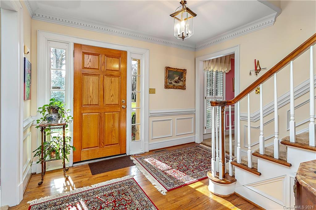 4109 Rotunda Road, Unit 2 Charlotte, NC 28226 - Photo 3 of 19 Gallery Image 3