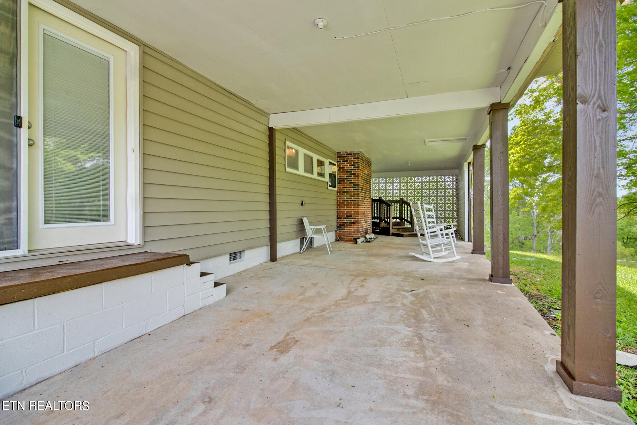 2424 Rotten Fork Road Pall Mall, TN 38577 - Photo 7 of 43 Gallery Image 7