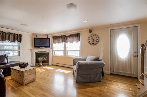 10 Sumner Road Salem, MA 01970 - Photo 5 of 30 Gallery Image 5
