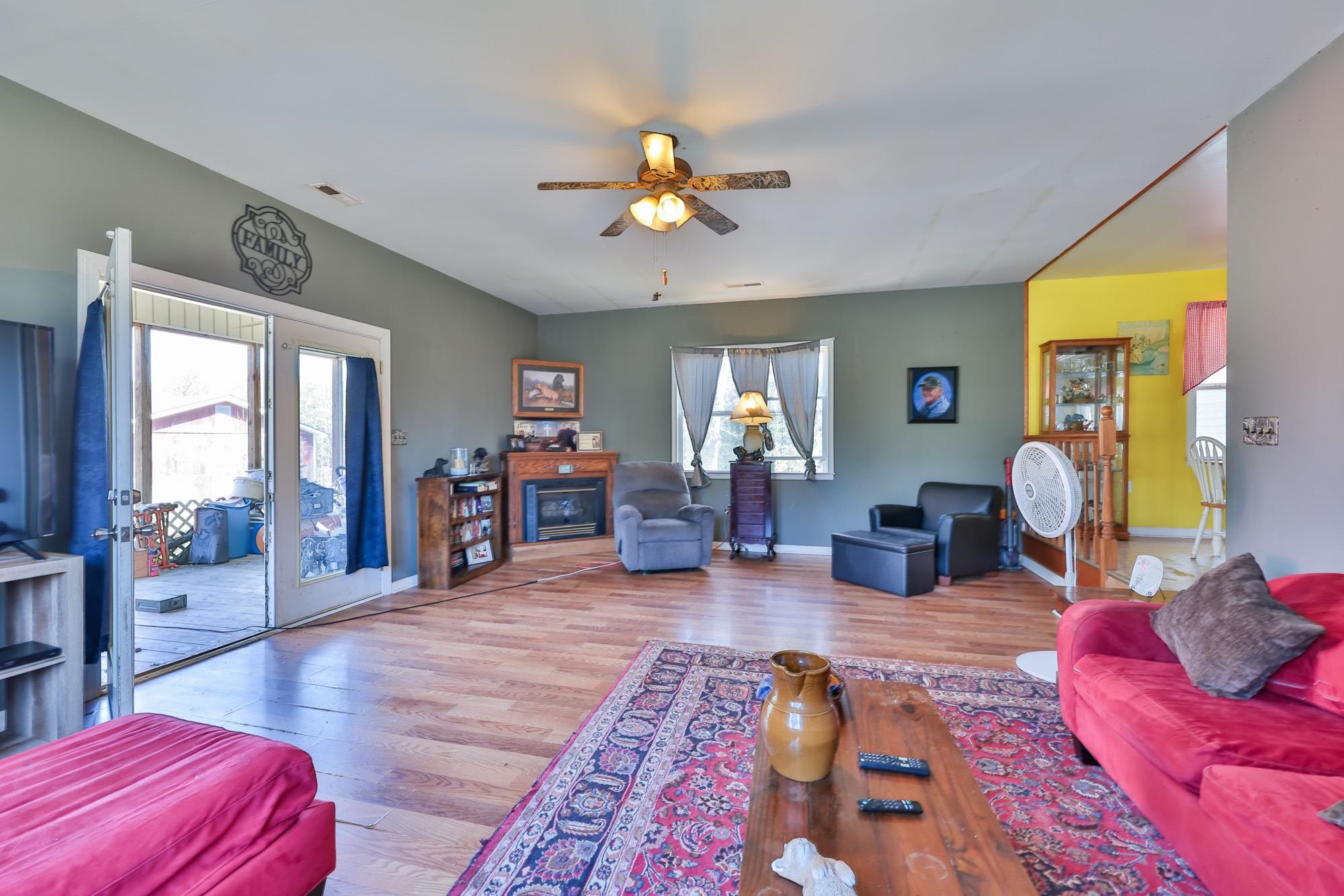 57 Jacobs Avenue Georgetown, SC 29440 - Photo 6 of 36