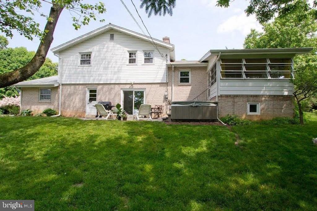 826 Hillaire Road Lancaster, PA 17601 - Photo 22 of 24 Gallery Image 22