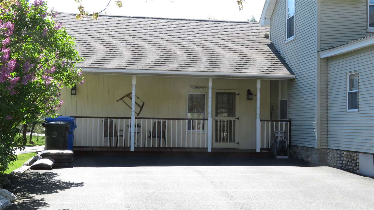 483 Mammoth Road Londonderry, NH 03053 - Photo 2 of 35
