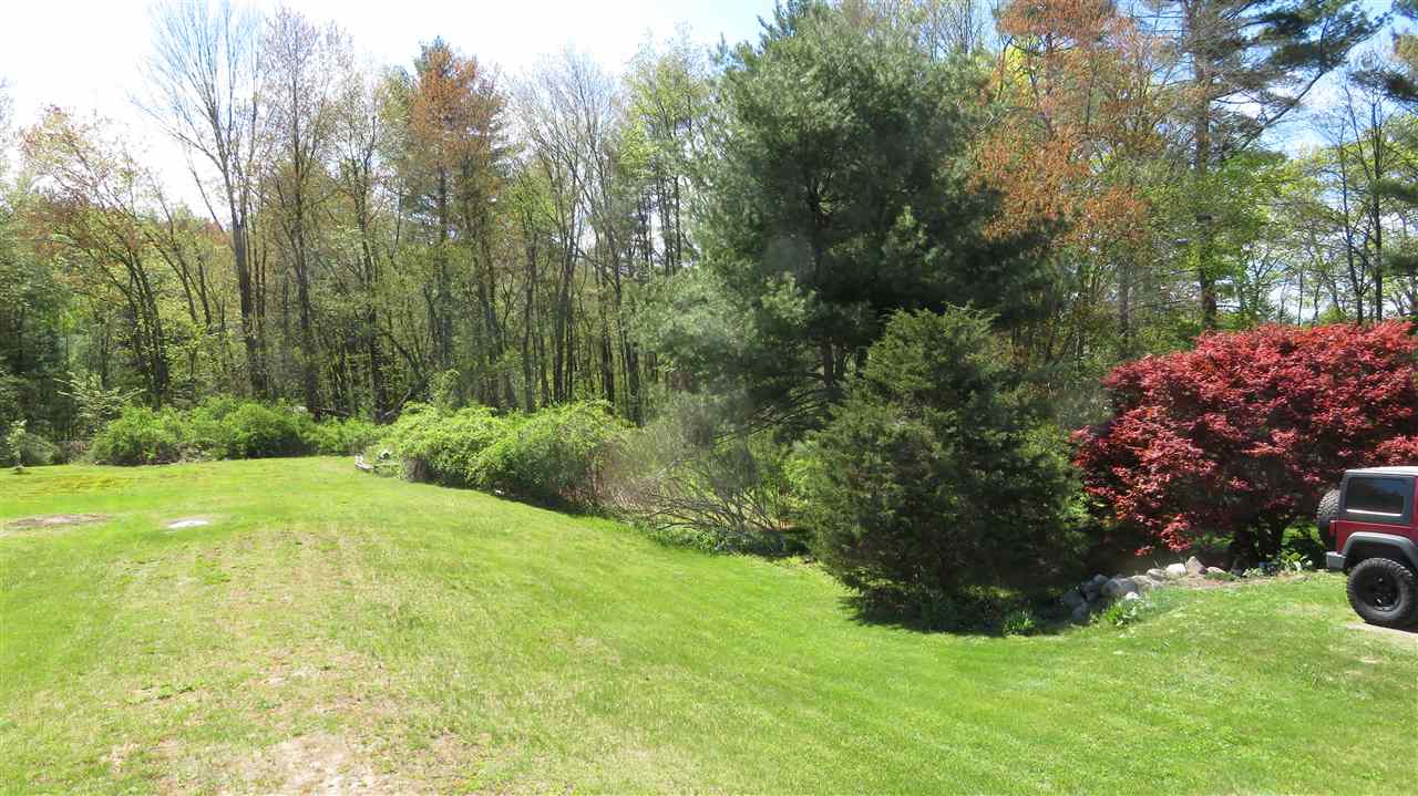 483 Mammoth Road Londonderry, NH 03053 - Photo 31 of 35