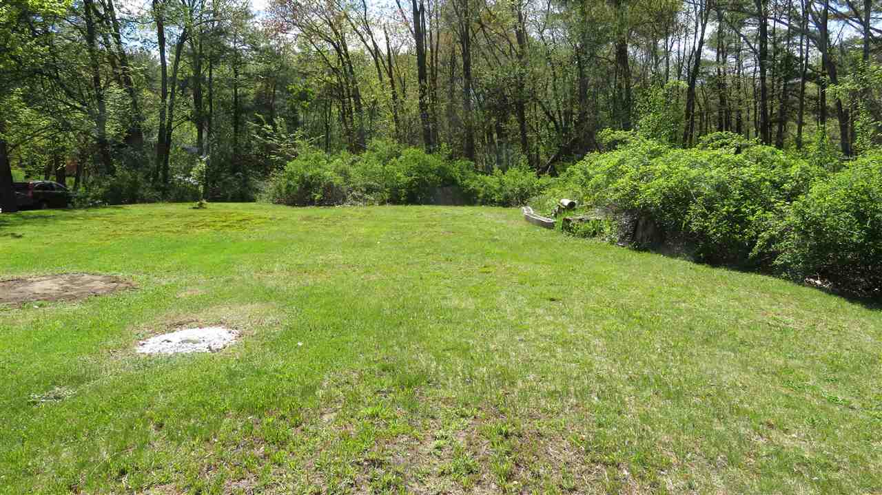 483 Mammoth Road Londonderry, NH 03053 - Photo 32 of 35