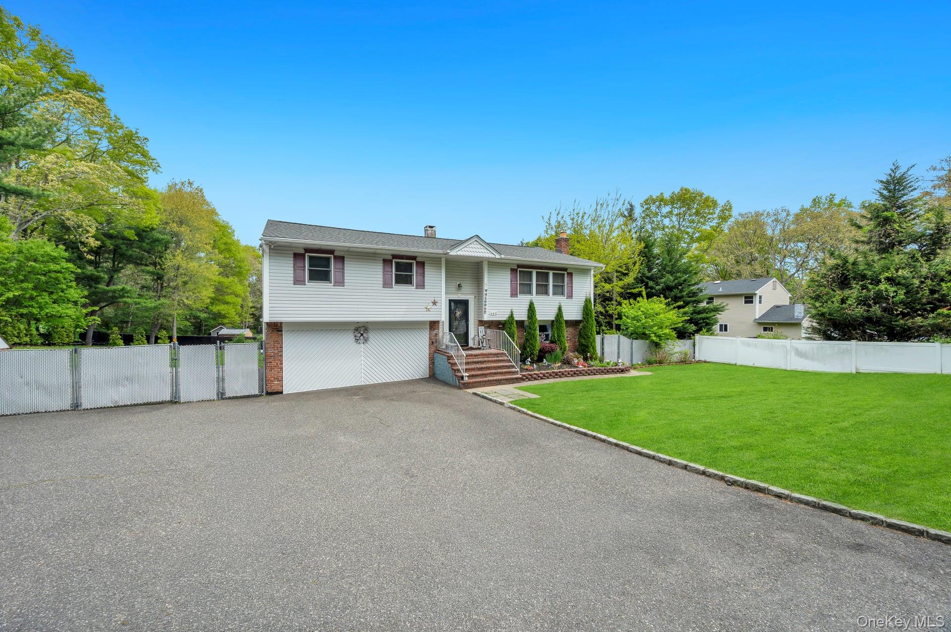 485 Canal Road Port Jefferson Station, NY 11776 - Photo 2 of 44