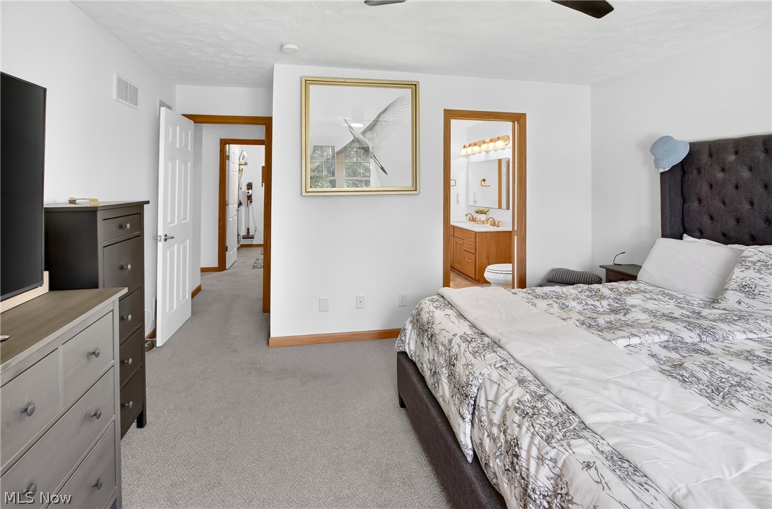269 Chart Road Cuyahoga Falls, OH 44223 - Photo 16 of 35