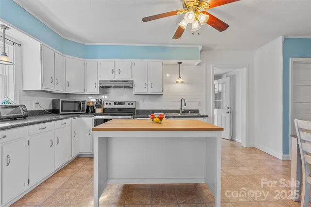 $399,000 | 21 Ben Owenby Road, Fairview, NC 28730