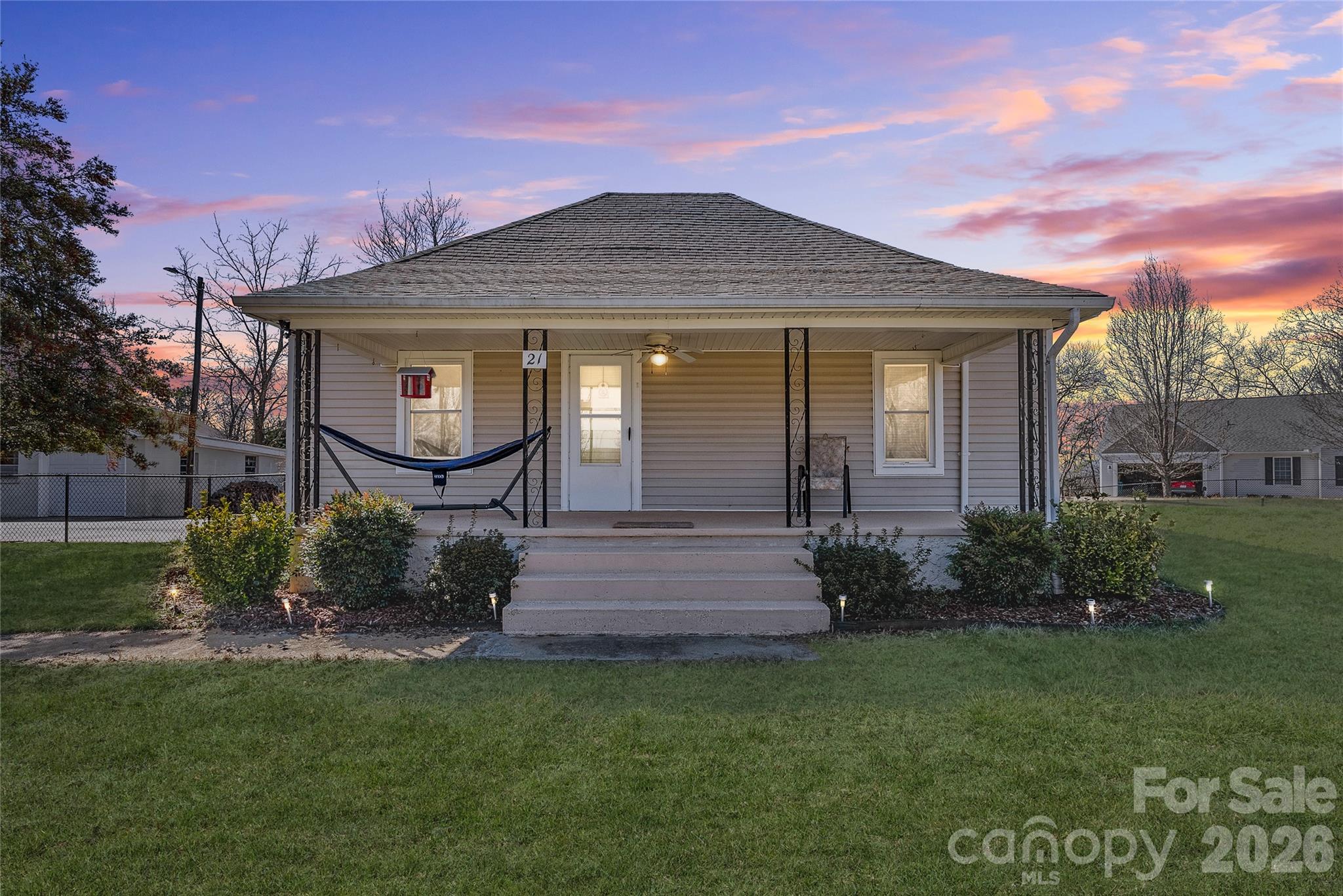 21 Ben Owenby Road Fairview, NC 28730 - Photo 3 of 38