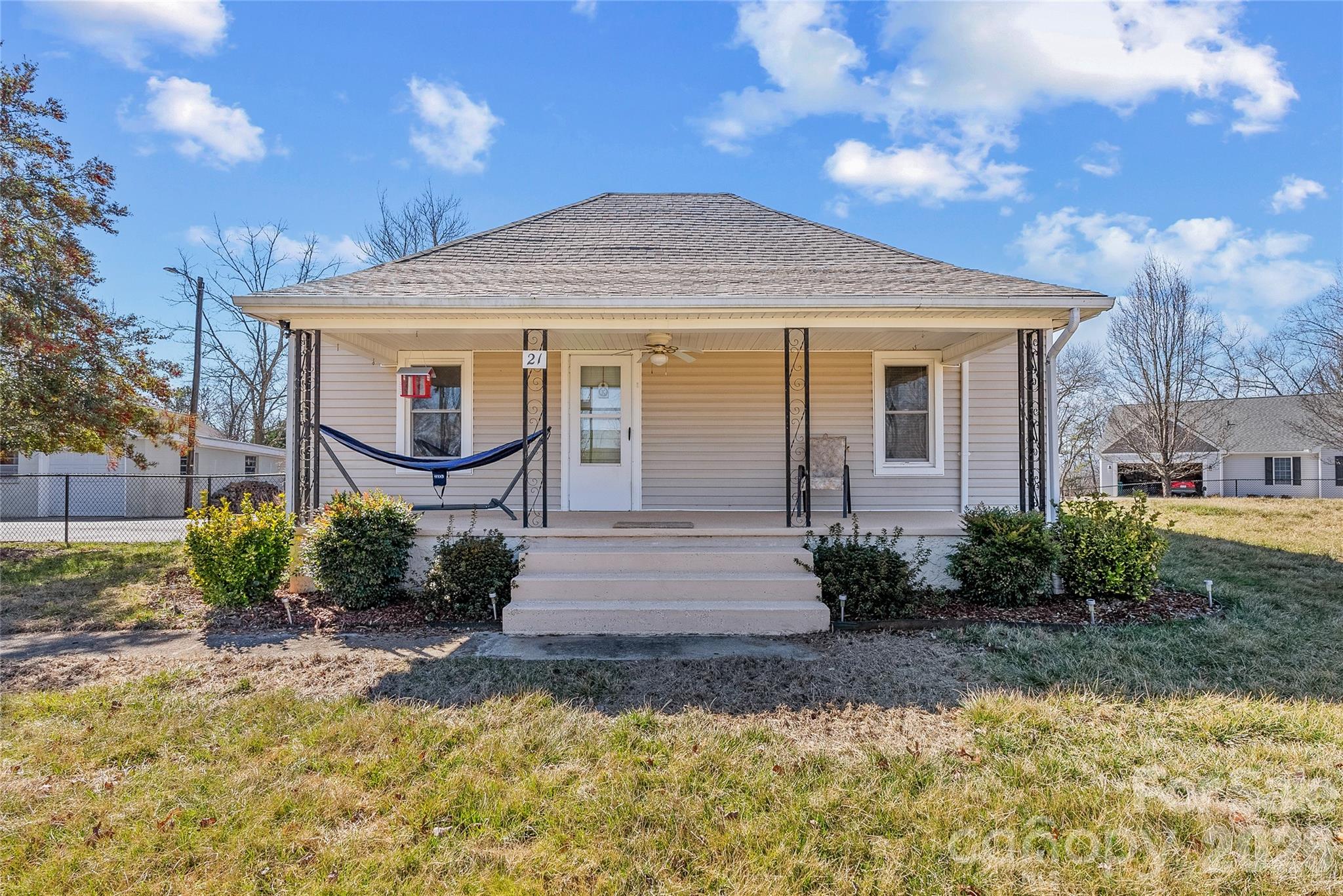 21 Ben Owenby Road Fairview, NC 28730 - Photo 4 of 38