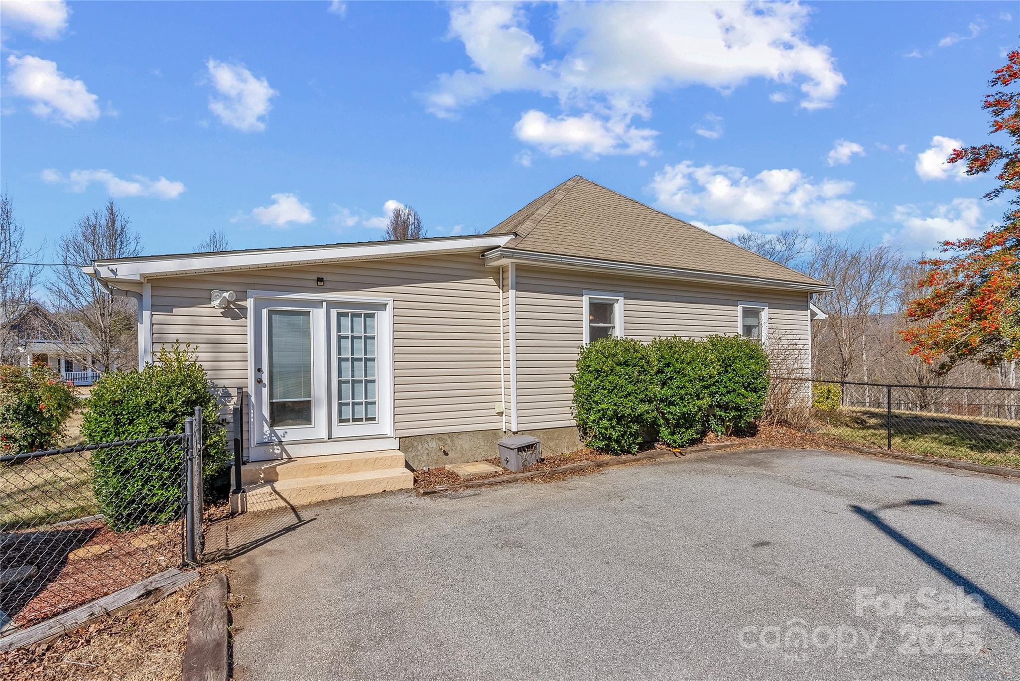 21 Ben Owenby Road Fairview, NC 28730 - Photo 4 of 38