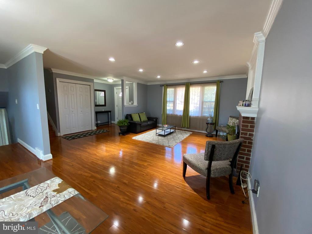 7511 Hogarth Street Springfield, VA 22151 - Photo 23 of 68 Gallery Image 23