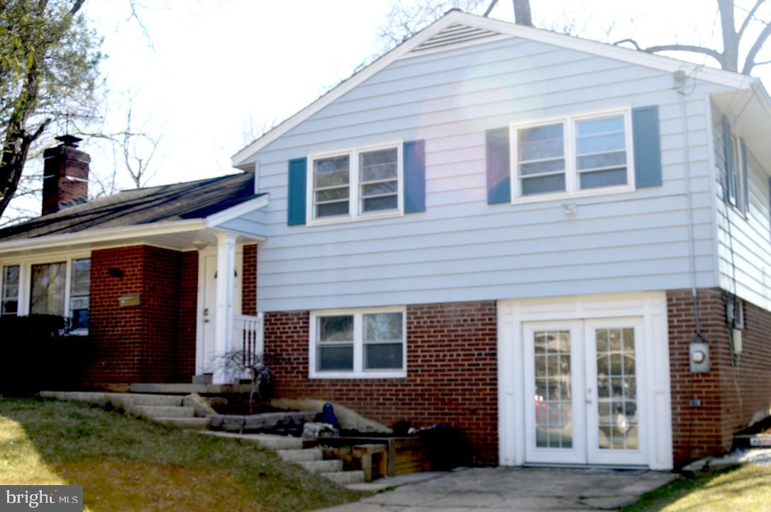 7511 Hogarth Street Springfield, VA 22151 - Photo 4 of 68 Exterior front