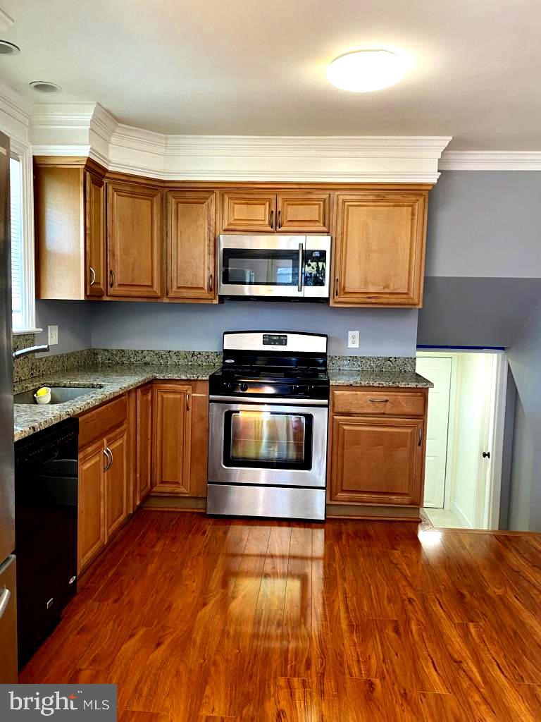 7511 Hogarth Street Springfield, VA 22151 - Photo 36 of 68 Gallery Image 36