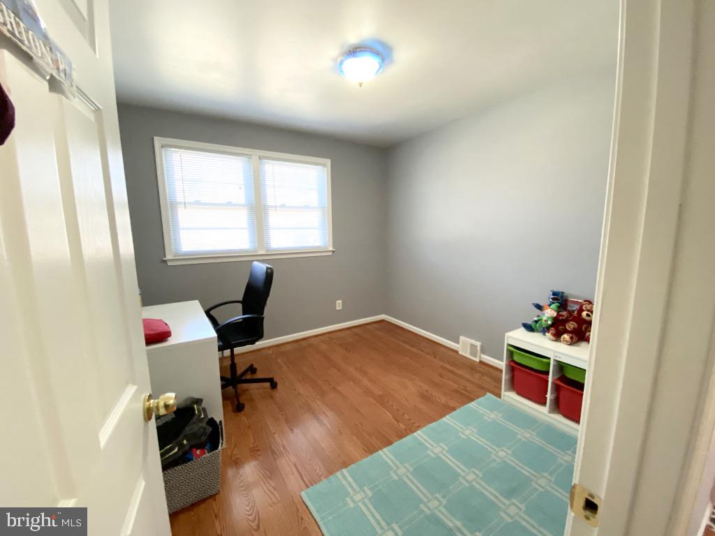 7511 Hogarth Street Springfield, VA 22151 - Photo 54 of 68 Gallery Image 54