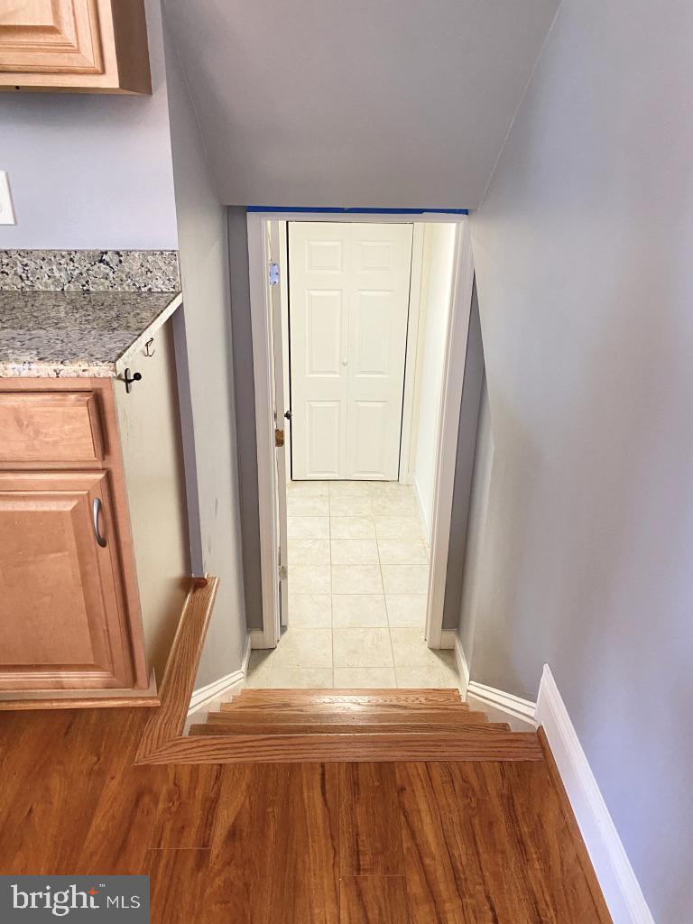 7511 Hogarth Street Springfield, VA 22151 - Photo 57 of 68 Downstairs to level 3