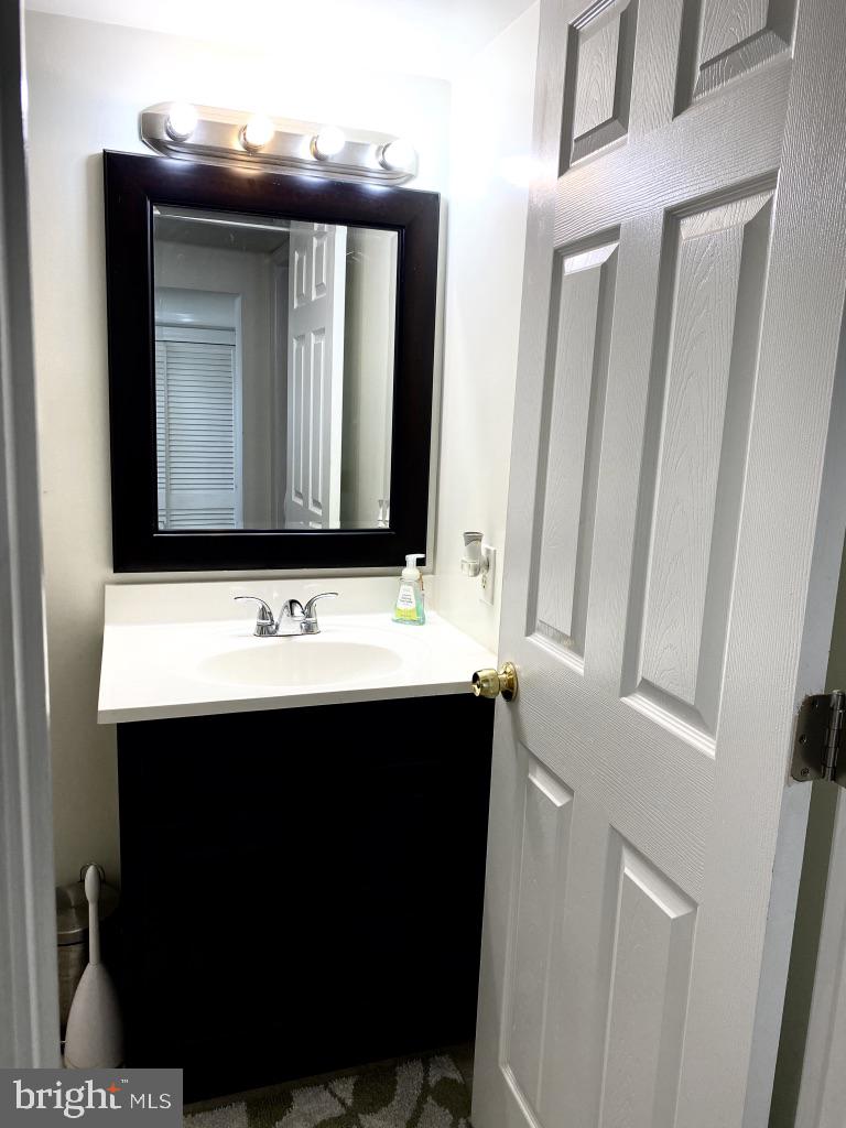 7511 Hogarth Street Springfield, VA 22151 - Photo 64 of 68 Gallery Image 64