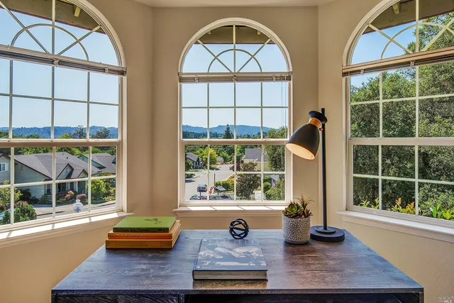 $1,750,000 | 128 Village Oaks Court, Healdsburg, CA 95448