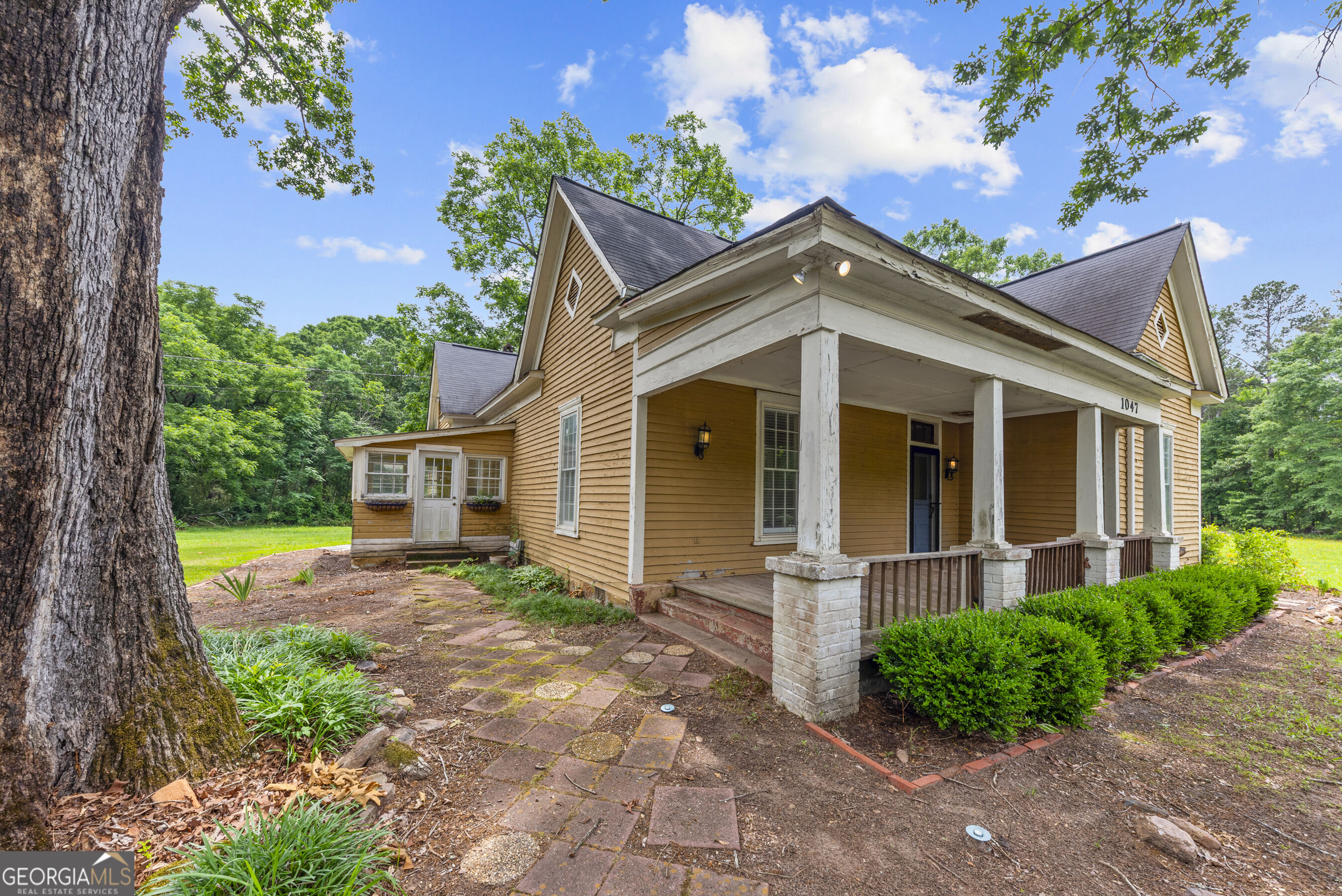 1047 Dixie Road Covington, GA 30014 - Photo 40 of 46 Gallery Image 40