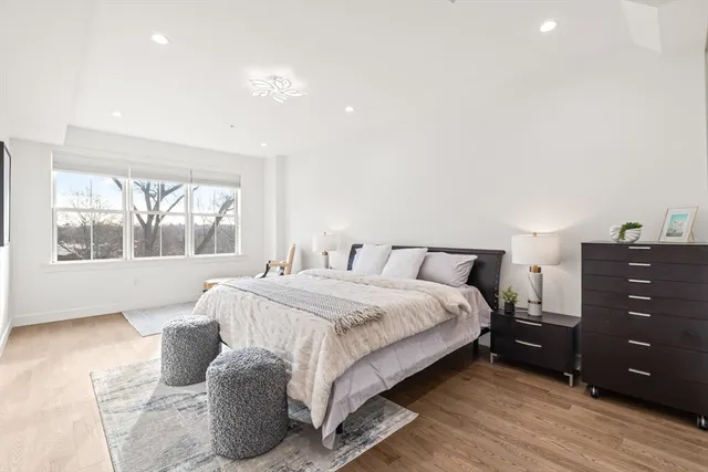 $695,000 | 9 Independence Avenue, Unit 307, Braintree, MA 02184