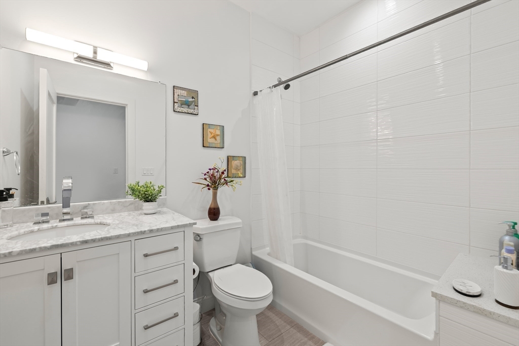 9 Independence Avenue, Unit 307 Braintree, MA 02184 - Photo 23 of 31