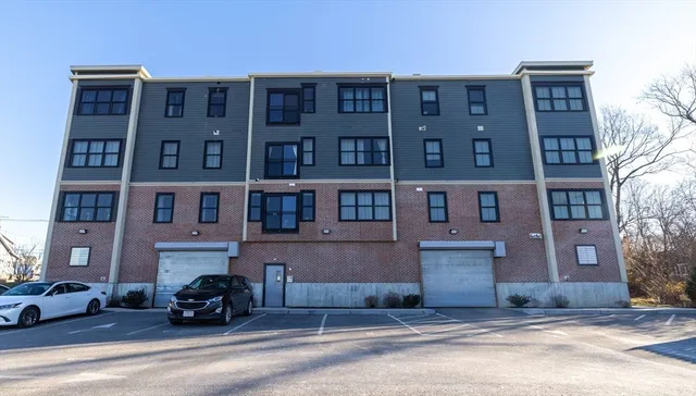 $695,000 | 9 Independence Avenue, Unit 307, Braintree, MA 02184